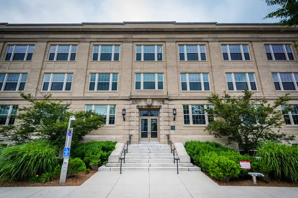 El edificio Arthur D. Little, en el Instituto de Tec de Massachusetts — Foto de Stock