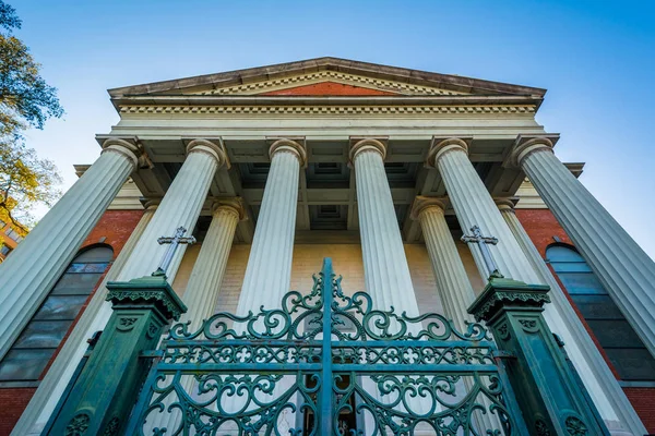 The Cathedral Basilica of the Immaculate Conception, in Mobile, — Stock Photo, Image