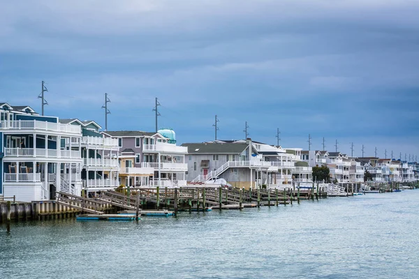 Waterfront homes in Avalon, New Jersey. — Stock Photo, Image