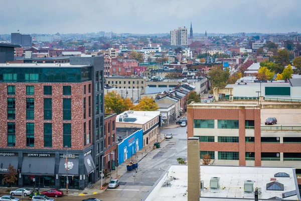 Vista de edificios en Harbor East, Baltimore, Maryland . — Foto de Stock