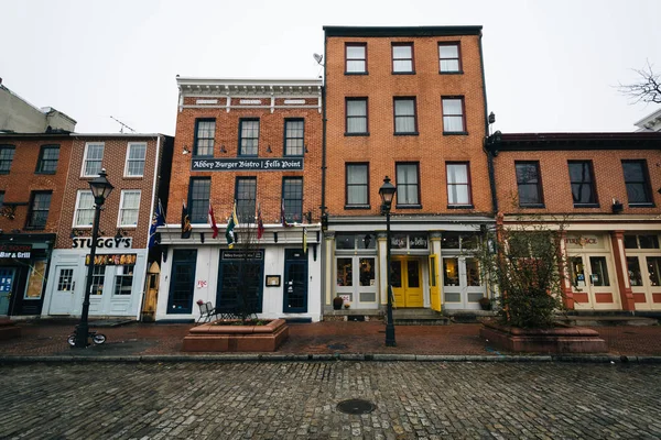 Byggnader på Broadway Square, i Fells Point, Baltimore, Marylan — Stockfoto