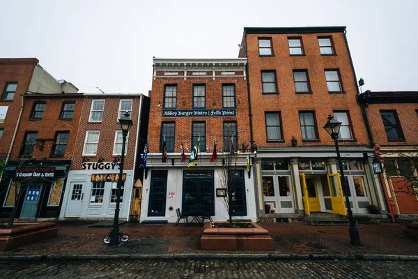 Byggnader på Broadway Square, i Fells Point, Baltimore, Marylan — Stockfoto