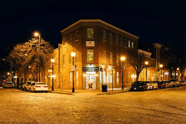 Brukowanych ulic i budynków w Fells Point, Baltimore, Mary — Zdjęcie stockowe