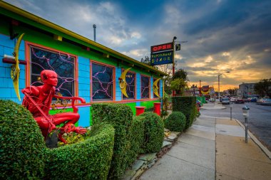 Remington, Baltimore, Maryland Papermoon lokantada.