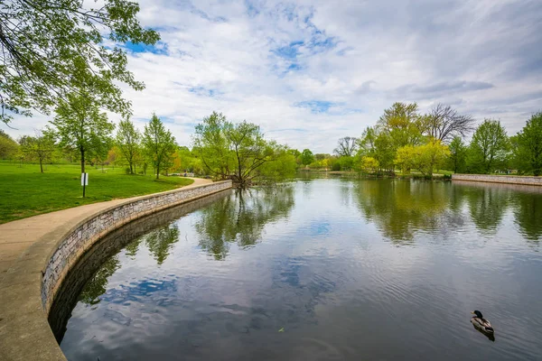 ボルチモア、メリーランド州、パターソン公園池. — ストック写真