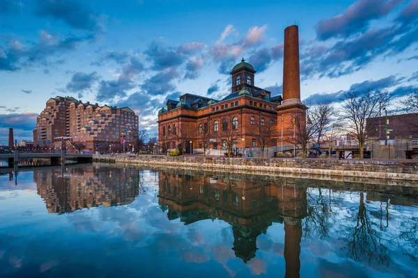 Veřejné práce muzeum v Inner Harbor v Baltimore, Mary — Stock fotografie