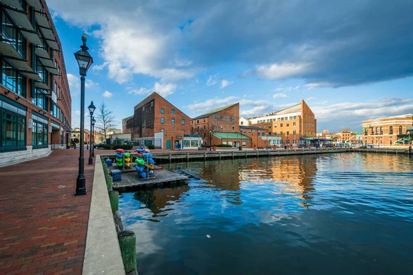 Die Uferpromenade in Fells Point, Baltimore, Maryland. — Stockfoto