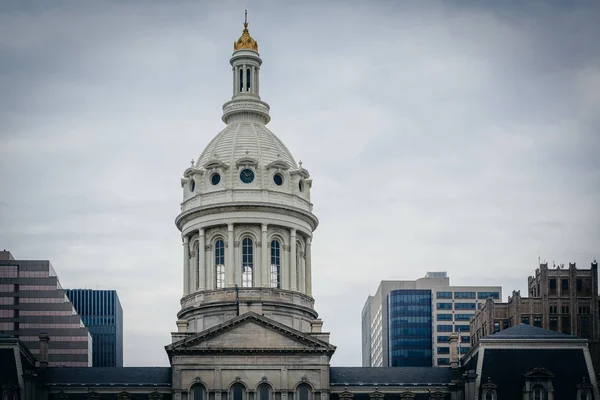 A cúpula da Câmara Municipal, em Baltimore, Maryland . — Fotografia de Stock
