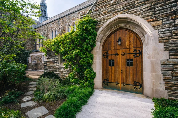 Entrée d'une chapelle à l'Université Loyola Maryland, à Baltimore — Photo