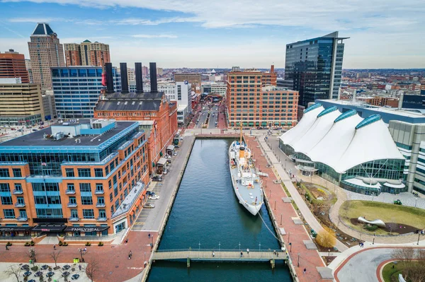 Aerial view of the Inner Harbor in Baltimore, Maryland. — Stock Photo, Image