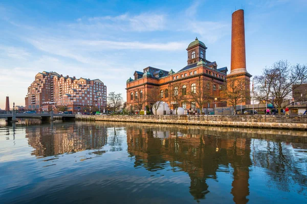 The Public Works Museum, at the Inner Harbor in Baltimore, Maryl — Stock Photo, Image