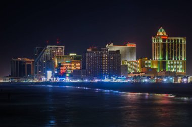 Manzarası ve gece, Atlas Okyanusu'nda Atlantic City, yeni J