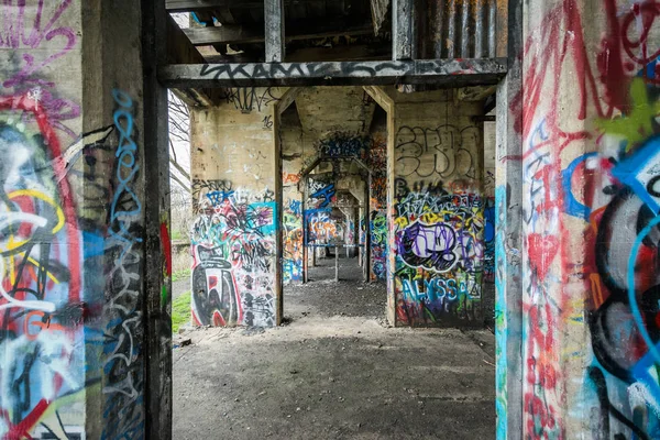 Graffiti pod molem Graffiti, Filadelfie, Pensylvánie, USA. — Stock fotografie