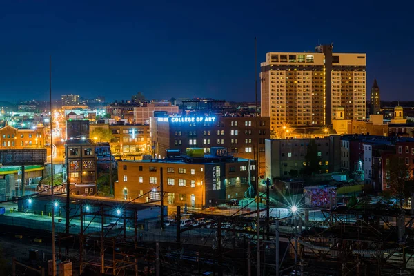 View of Station North at night, in Baltimore, Maryland. — Stock Photo, Image