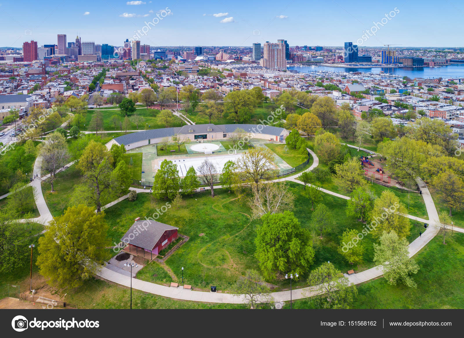 View of Riverside Park, in Baltimore, Maryland. — Stock Photo