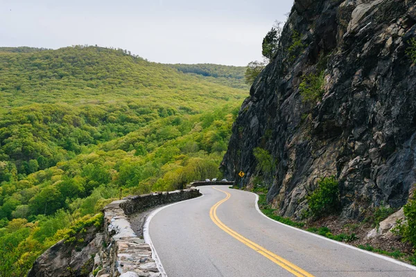 Storm King Highway along the Hudson River, in Cornwall-On-Hudson — Stock Photo, Image