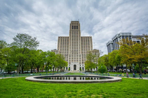 The Alfred E. Smith State Office Building, in Albany, New York. — Stock Photo, Image