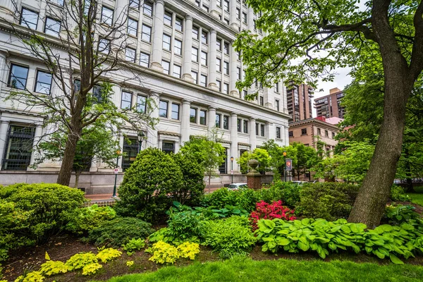Gärten und Gebäude am Washington Square, in Philadelphia, Pen — Stockfoto