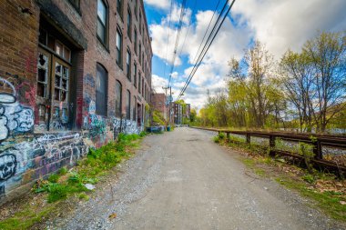 Eski binalar Brattleboro, Vermont grafiti.