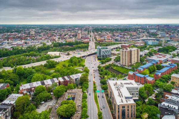 Vista da Avenida Norte em Bolton Hill, Baltimore, Maryland . — Fotografia de Stock