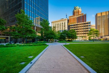 Geçit ve şehir Baltimore, Ma Merkezi Plaza, binalar