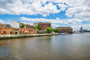 Limanda Fells noktası, Baltimore, Maryla boyunca binalar