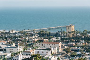 Ventura, Kaliforniya'daki Grant Park'tan görünüm