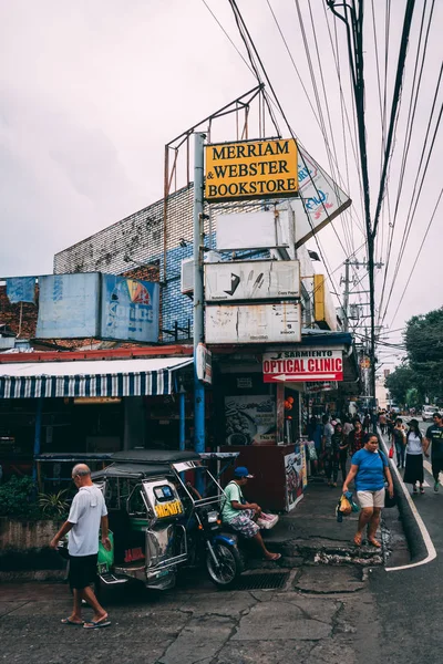 Ένας δρόμος στην πόλη Antipolo, Rizal, Φιλιππίνες — Φωτογραφία Αρχείου