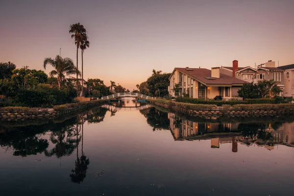 Kanał w Venice Beach, Los Angeles, Kalifornia — Zdjęcie stockowe