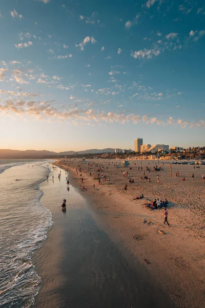 View of the beach at sunset, in Santa Monica, Los Angeles, Calif — Stock Photo, Image