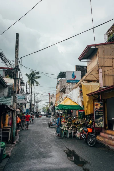 Ένας δρόμος στην πόλη Antipolo, Rizal, Φιλιππίνες — Φωτογραφία Αρχείου