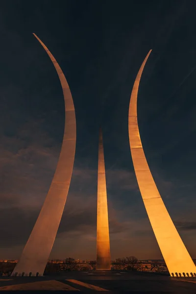 Het Air Force Memorial bij zonsondergang, in Arlington, Virginia — Stockfoto