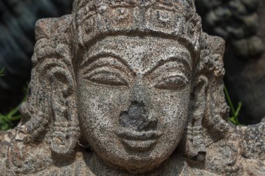 Hindu tanrısı Vishnu taş oymacılığı