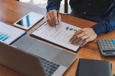 strateji analizi konsepti, Finans Yöneticisi