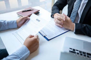 Interview the job and hiring, men candidate at job interview exp