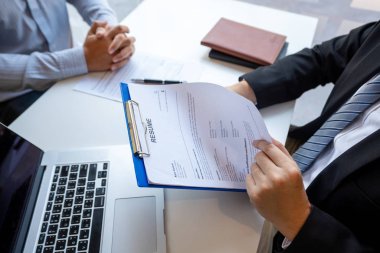 Interview the job and hiring, men candidate at job interview exp