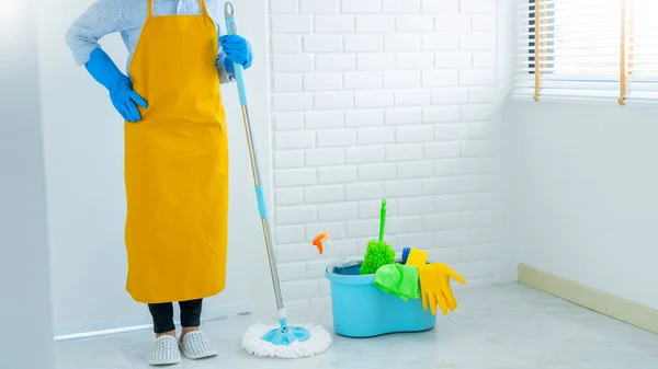 Young Housekeeper Washing Cleaning Floor Mop Protective Gloves Housework Cleaning — Stock Photo, Image