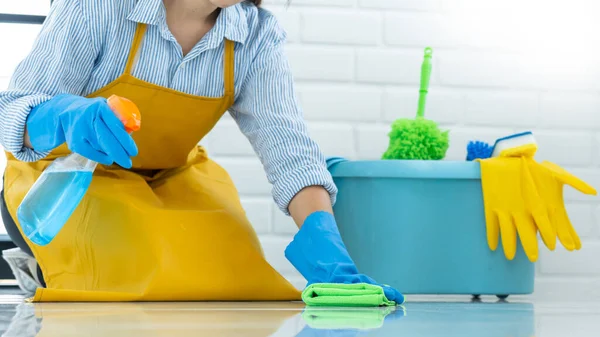 Housekeeper Maid Wearing Rubber Gloves Cloth Cleaning Applying Floor Care — Stock Photo, Image