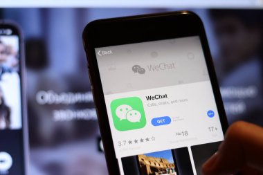 Los Angeles, California, Usa - 26 Kasım 2019: Bulanık arkaplan logosu olan telefon ekranında resim editörü simgesi