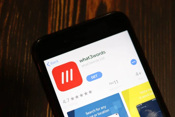 Los Angeles, California, USA - 28 Noviembre 2019: what3words app icon on mobile phone screen top view, Illustrative Editorial — Foto de Stock