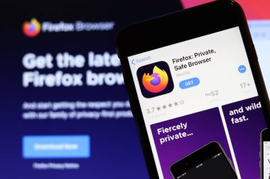 Los Angeles, California, Usa - 28 Kasım 2019: Cep telefonu ekranında Firefox Browser uygulaması simgesi ve bulanık arkaplan üzerinde logo, Illustrative Editorial