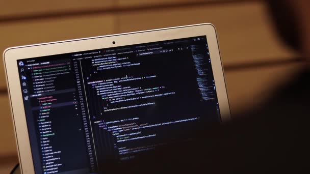 Coder Développant Programme Sur Gros Plan Ordinateur Portable Code Réel — Video