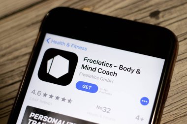 Saint-Petersburg, Rusya - 25 Aralık 2019: Uygulama Mağazası sayfasında Freeletics simgesi