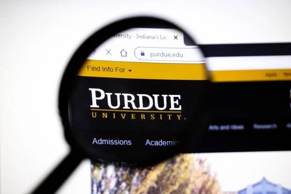 Los Angeles, California, USA - 23. ledna 2020: Internetová stránka Purdue University. Logo Purdue.edu na obrazovce, Illustrative Editorial — Stock fotografie