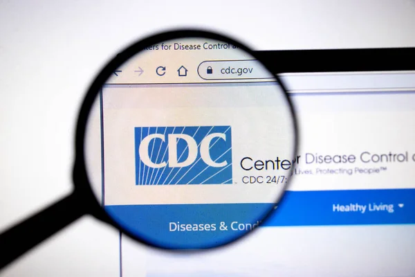 Los Angeles, California, USA - 25 January 2020: CDC website page. Cdc.gov logo on display screen, Illustrative Editorial — 스톡 사진