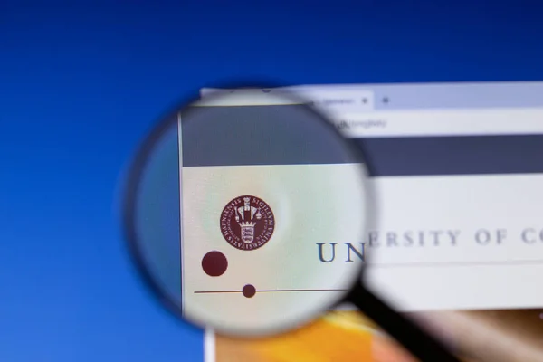 Los Angeles, California, USA - 3 March 2020: University of Copenhagen website homepage logo visible on display screen, Illustrative Editorial — Stock fotografie