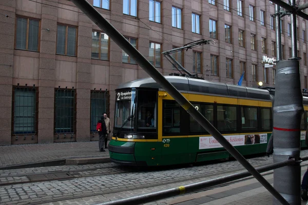 芬兰赫尔辛基 2020年3月3日 电车推车在街上行驶 说明性编辑 — 图库照片