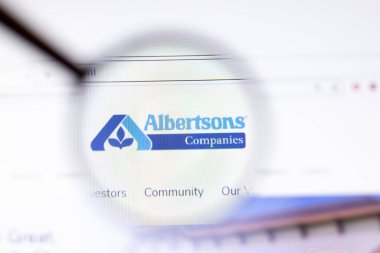 Los Angeles, California, Usa - 15 Mart 2020: Albertsons Cos simgesi web sitesinde. Albertsonscompanies.com logosu ekranda görünür, Illustrative Editorial.