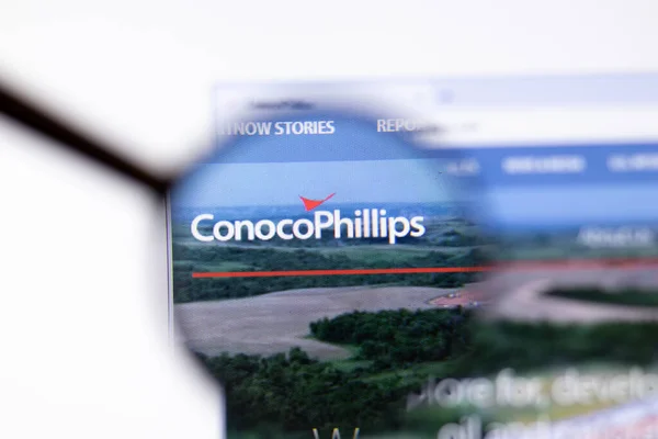 Los Angeles, Kalifornien, USA - 20. März 2020: Firmenlogo von ConocoPhillips auf der Webseite in Großaufnahme auf dem Bildschirm, Illustratives Editorial. — Stockbild Los Angeles Kalifornien Usa März 2020 Firmenlogo Von Conocophillips Auf — Stockfoto