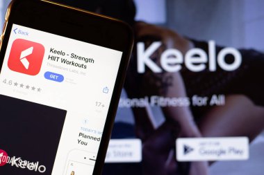 Los Angeles, California, ABD - 24 Mart 2020: Telefon ekranındaki Keelo uygulaması logosu arka planda ikon, İllüstrasyon Editörü.